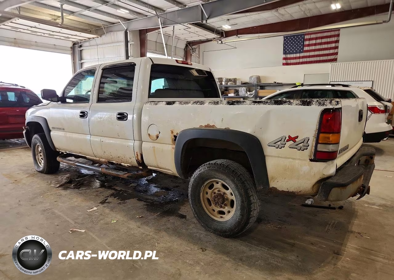 2005 GMC Sierra K2500 Heavy Duty VIN:1GTHK23U05F847676 - 2