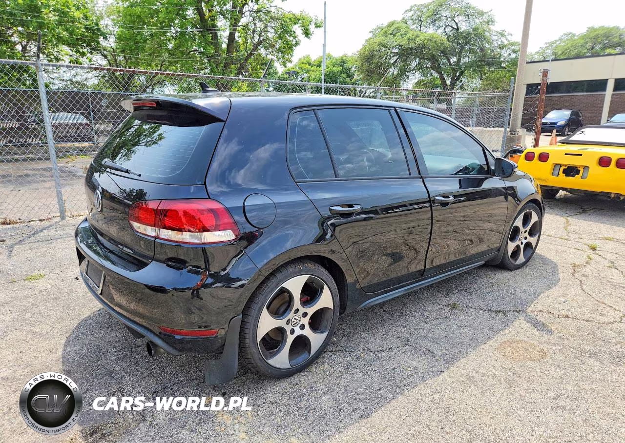 2012 Volkswagen Gti VIN:WVWHV7AJ8CW079956 - 3