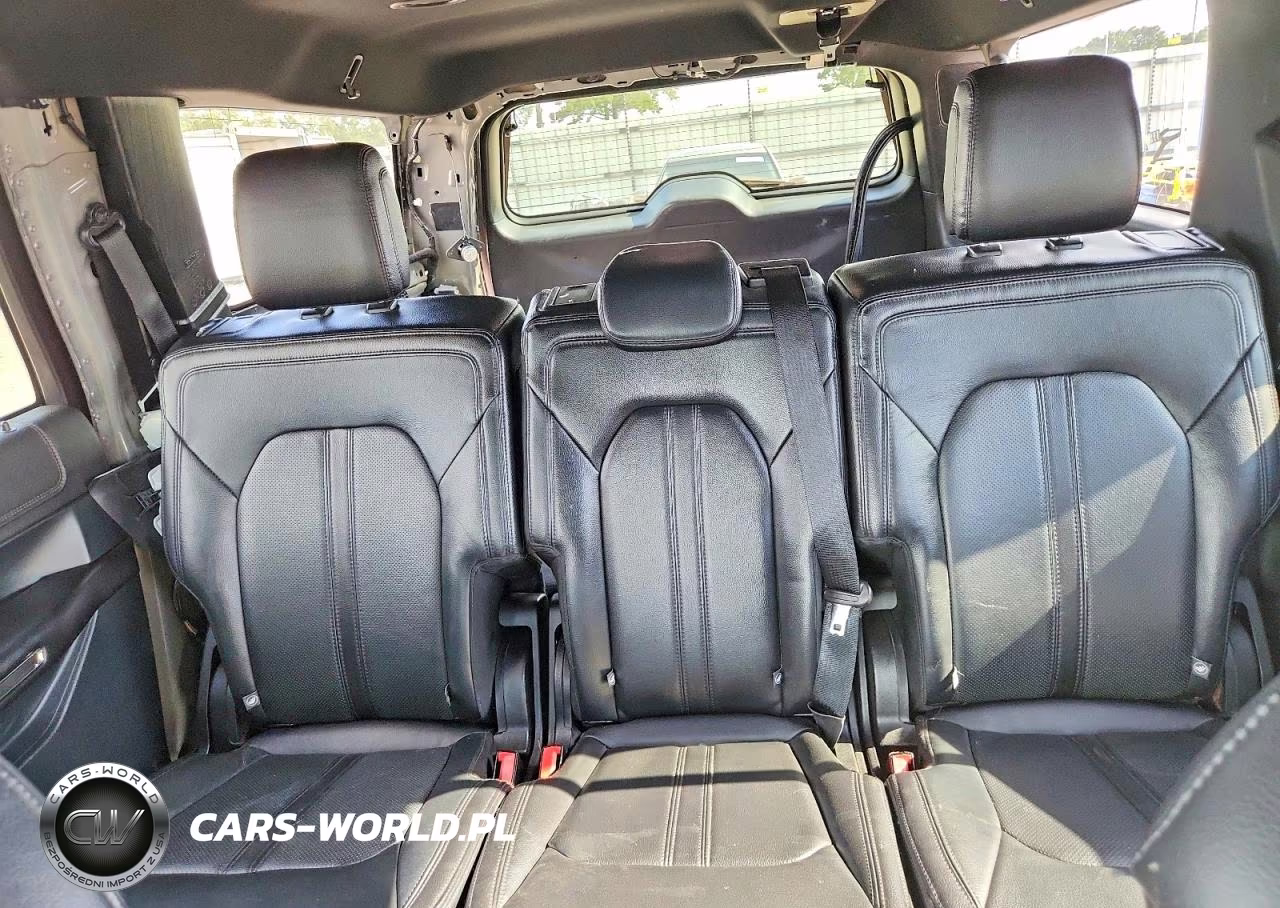 2019 Ford Expedition Max Limited VIN:1FMJK1KT9KEA19319 - 10