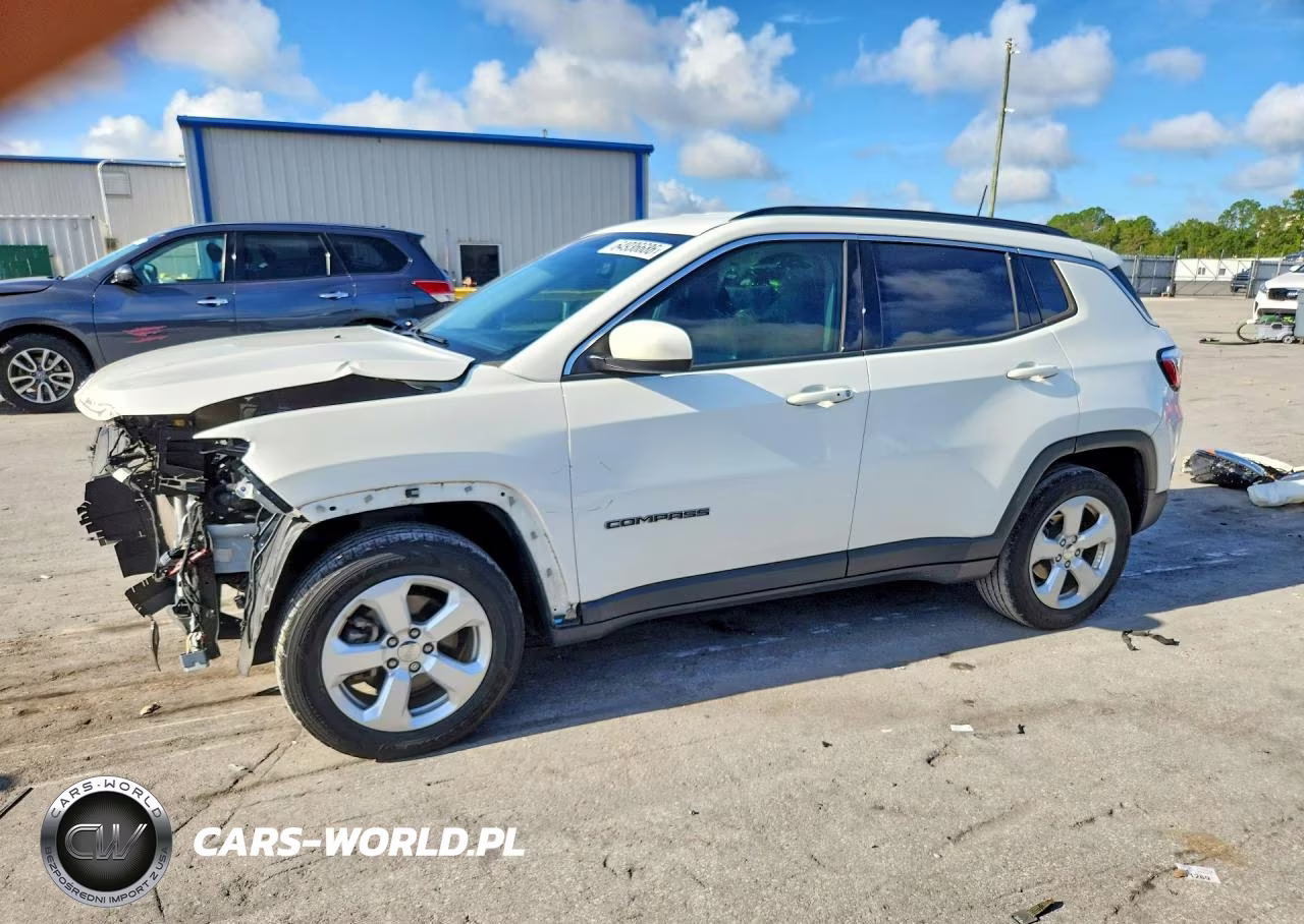 2019 Jeep Compass Latitude VIN:3C4NJCBB3KT789172 - 1