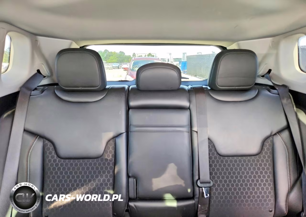 2019 Jeep Compass Latitude VIN:3C4NJCBB3KT789172 - 10