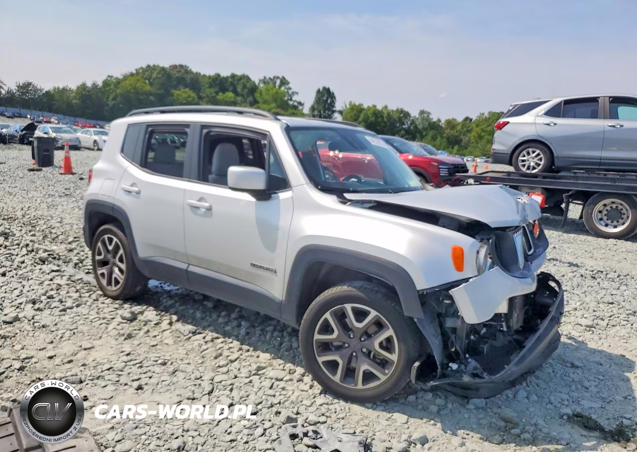 2016 Jeep Renegade Latitude VIN:ZACCJBBT4GPD75407 - 4