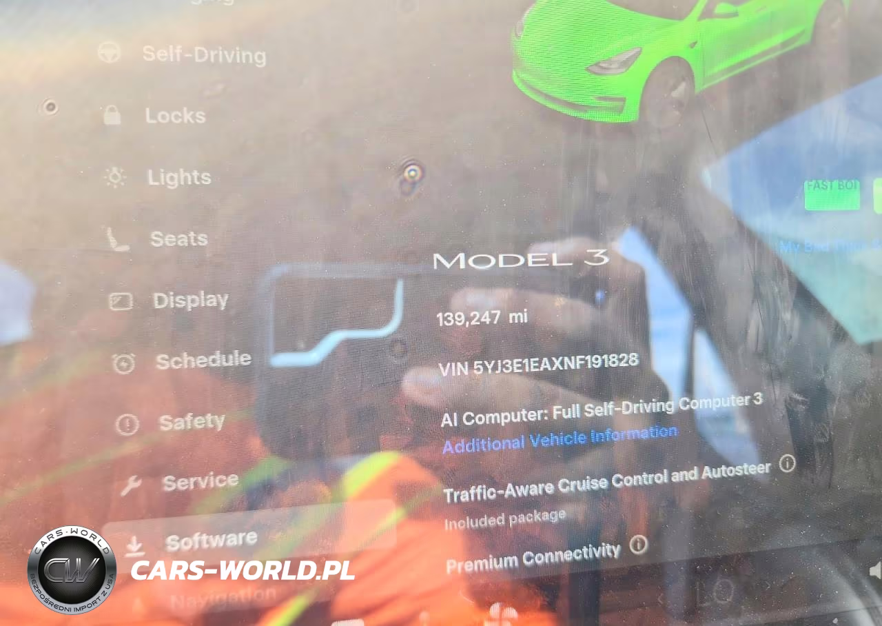 2022 Tesla Model 3 VIN:5YJ3E1EAXNF191828 - 9