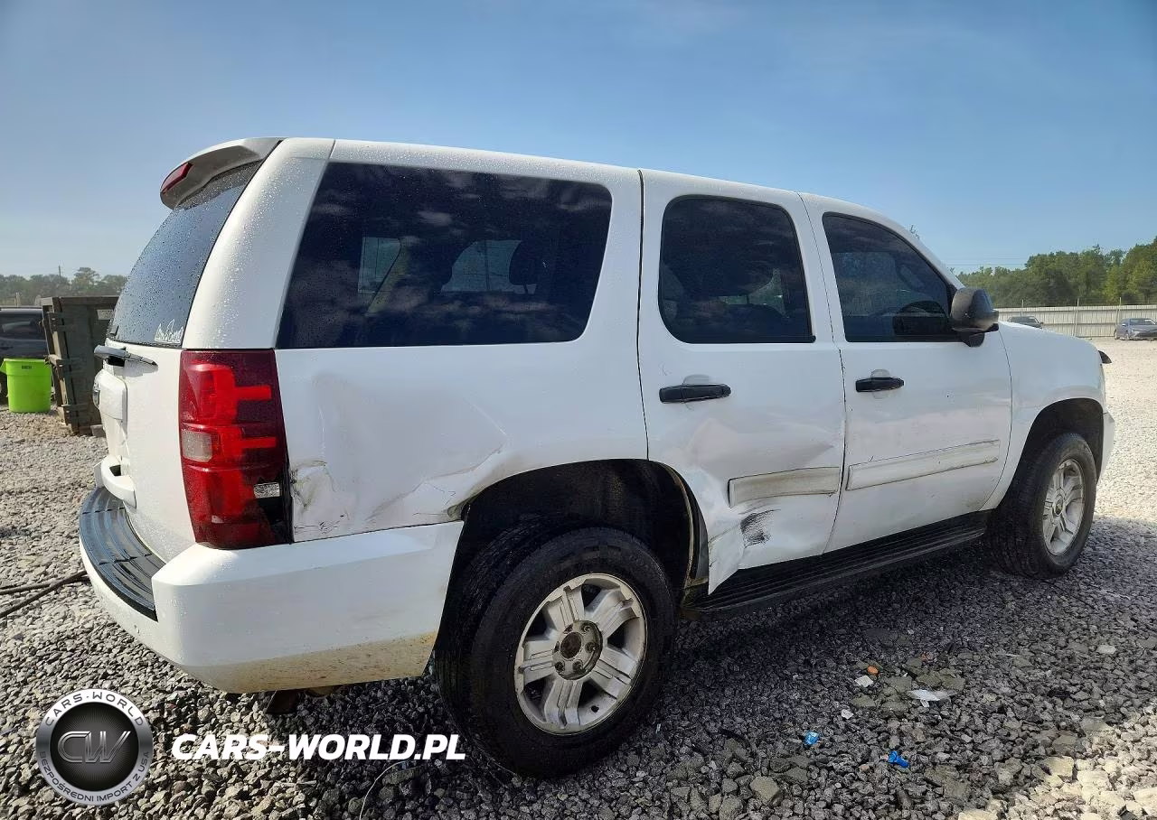 2010 Chevrolet Tahoe C1500 Ls VIN:1GNMCAE05AR151539 - 3