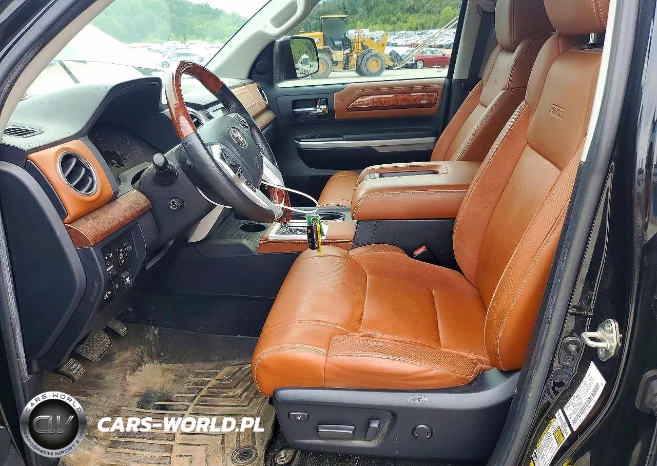 2020 Toyota Tundra 1794 Edition VIN:5TFAY5F13LX872856 - 7