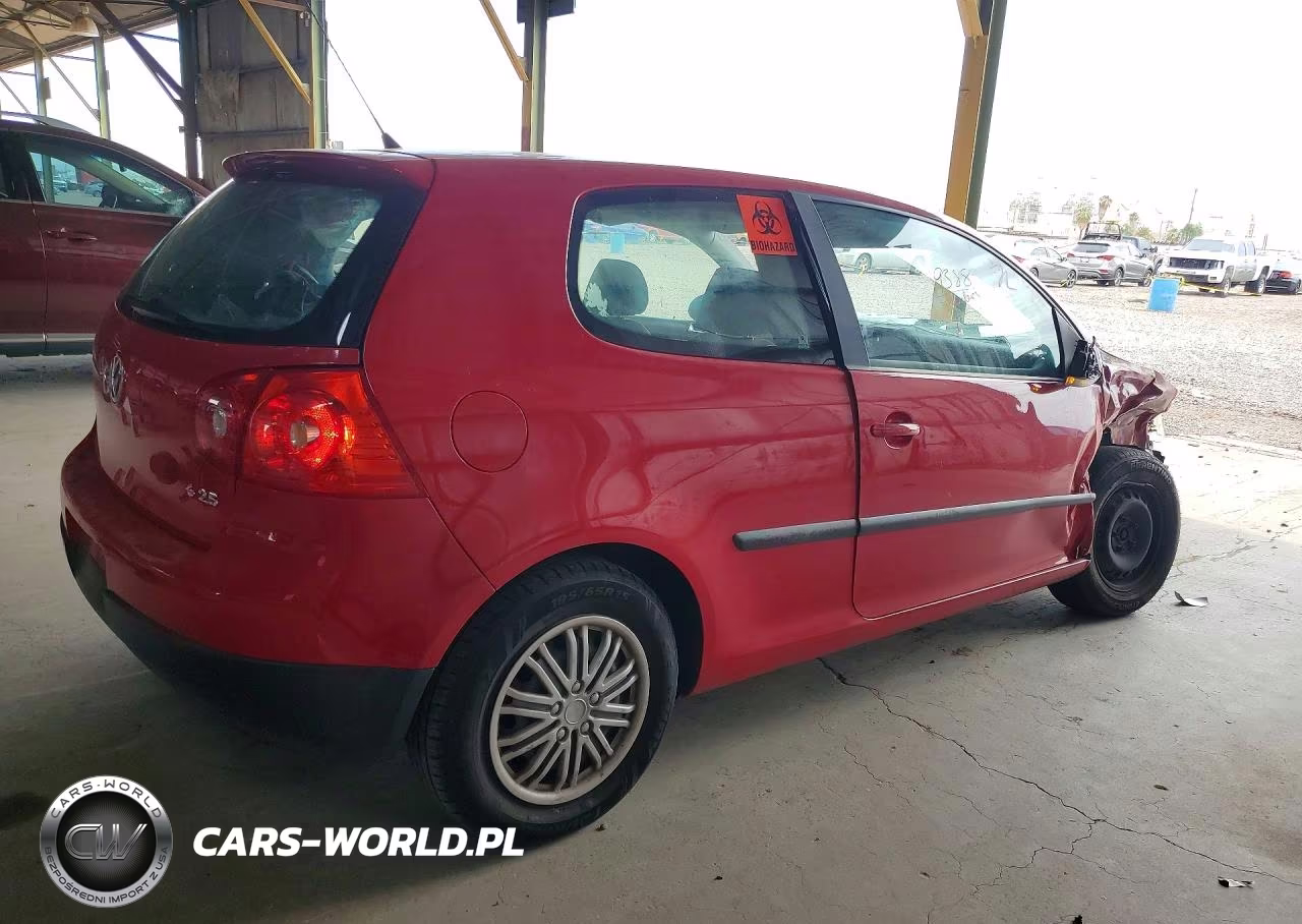 2008 Volkswagen Rabbit VIN:WVWAB71K18W178161 - 3