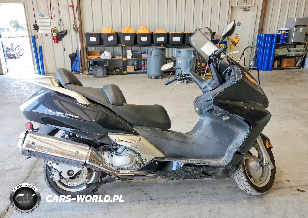 2013 Honda Fsc600 A – zdjęcie 1 z 9