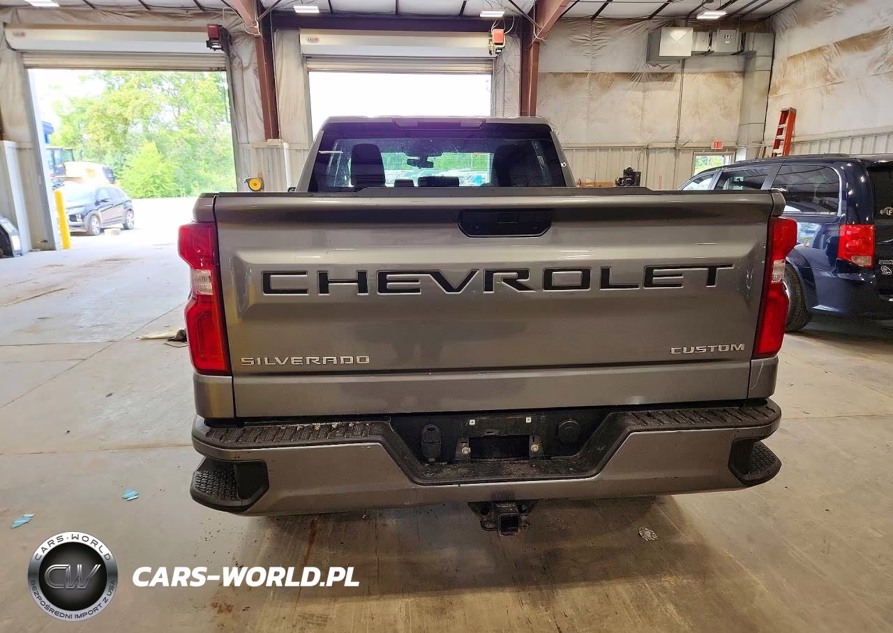 2021 Chevrolet Silverado K1500 Custom VIN:1GCRYBEKXMZ156618 - 6