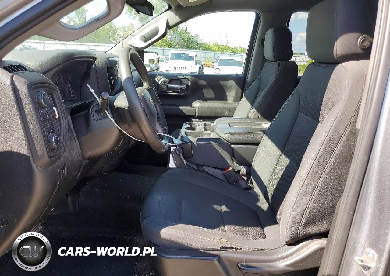 2021 Chevrolet Silverado K1500 Custom VIN:1GCRYBEKXMZ156618 - 7