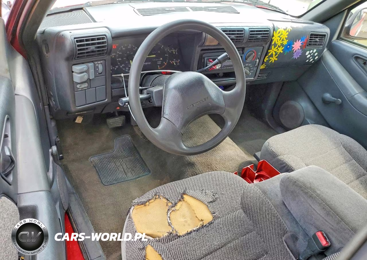 1994 Chevrolet S Truck S10 VIN:1GCCS19Z3R8117875 - 8