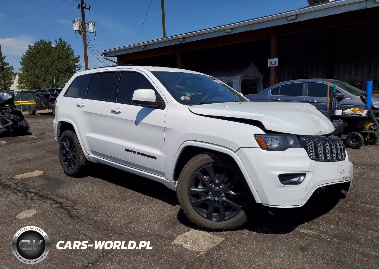 2019 Jeep Grand Cherokee Laredo VIN:1C4RJFAG2KC612205 - 4