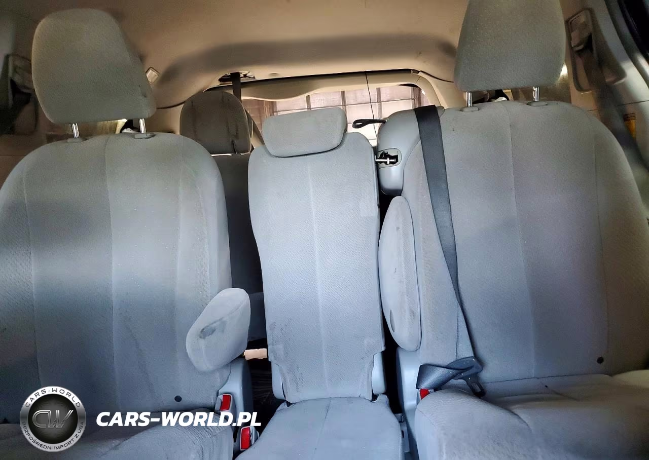 2014 Toyota Sienna Le VIN:5TDKK3DC3ES430134 - 10