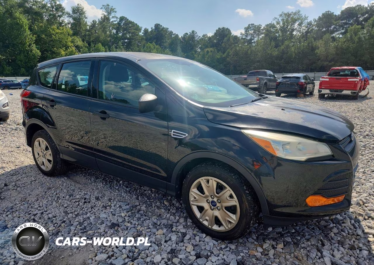 2014 Ford Escape S VIN:1FMCU0F72EUB76047 - 4