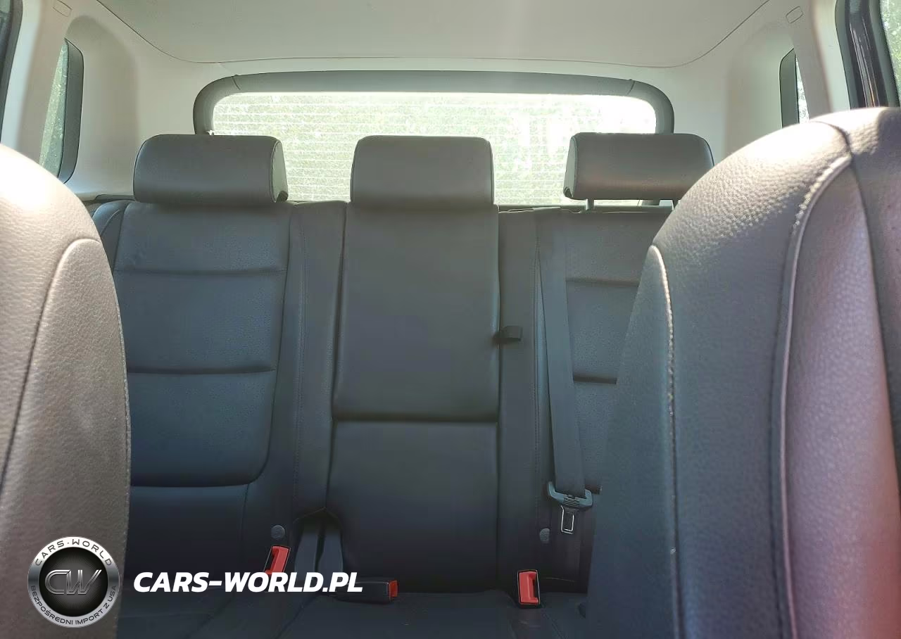 2011 Volkswagen Tiguan S VIN:WVGBV7AX6BW517782 - 10