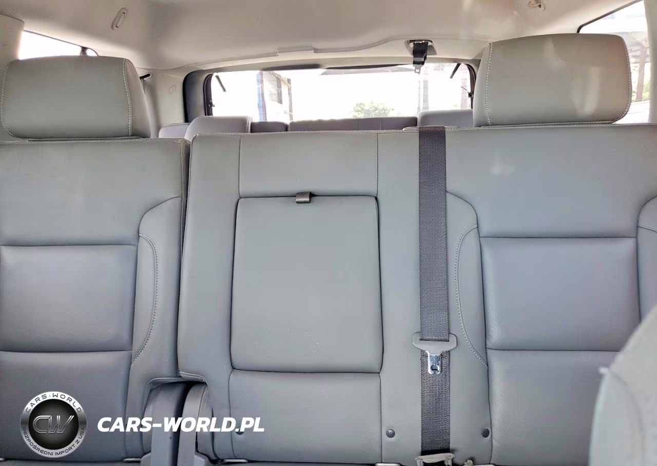 2018 Chevrolet Tahoe C1500 Lt VIN:1GNSCBKC2JR105937 - 10