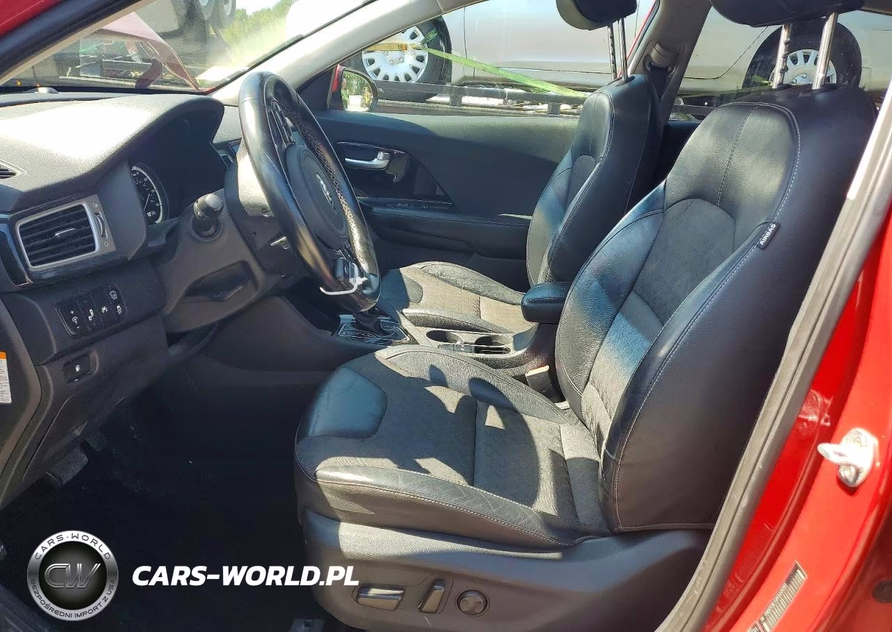 2019 Kia Niro Ex VIN:KNDCC3LC2K5220161 - 7
