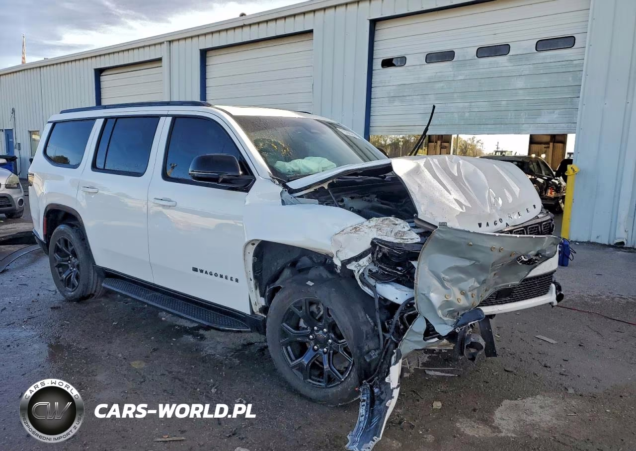 2023 Jeep Wagoneer Series Ii VIN:1C4SJUBP2PS572158 - 4