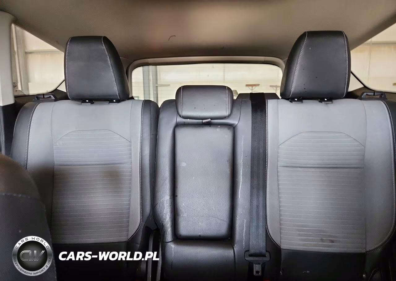 2019 Ford Escape Se VIN:1FMCU9GD7KUA43322 - 10