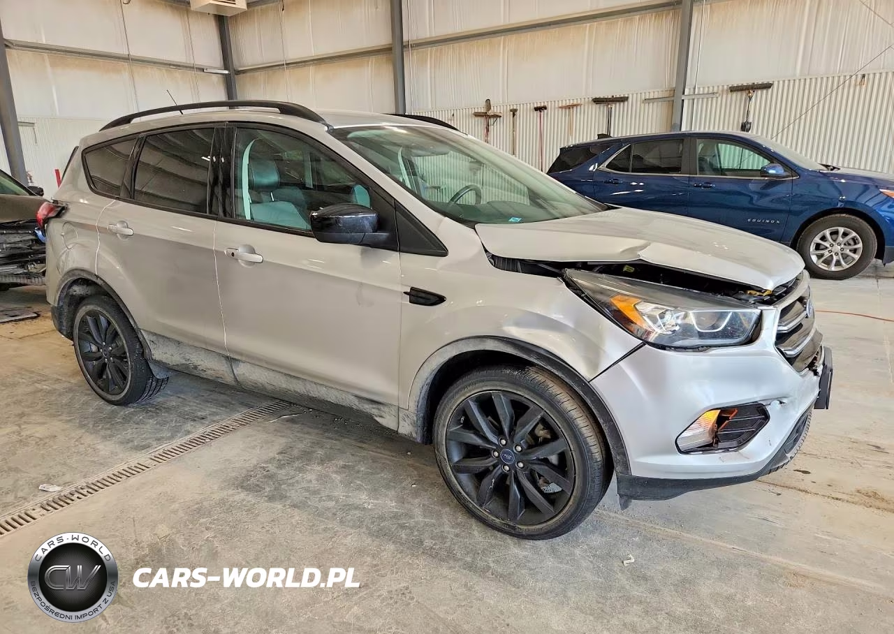 2019 Ford Escape Se VIN:1FMCU9GD7KUA43322 - 4