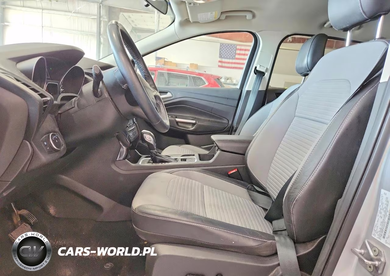 2019 Ford Escape Se VIN:1FMCU9GD7KUA43322 - 7