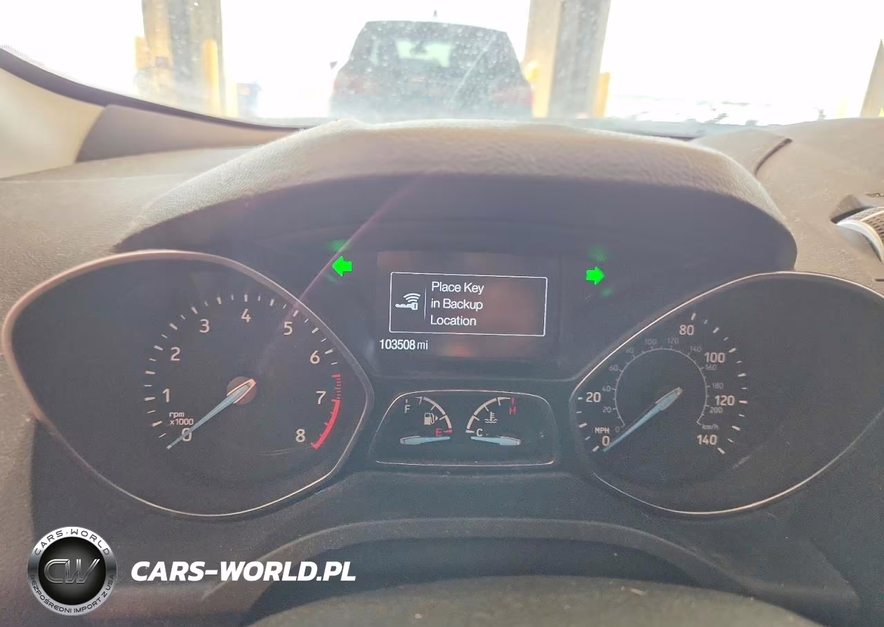 2019 Ford Escape Se VIN:1FMCU9GD7KUA43322 - 9
