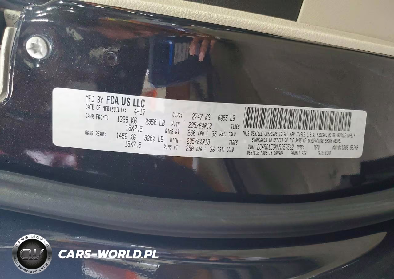 2017 Chrysler Pacifica Touring L Plus VIN:2C4RC1EGXHR757502 - 13