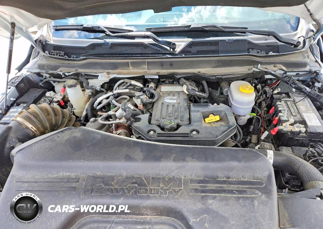 2025 Ram 3500 Tradesman VIN:3C63R3GLXSG526937 - 11