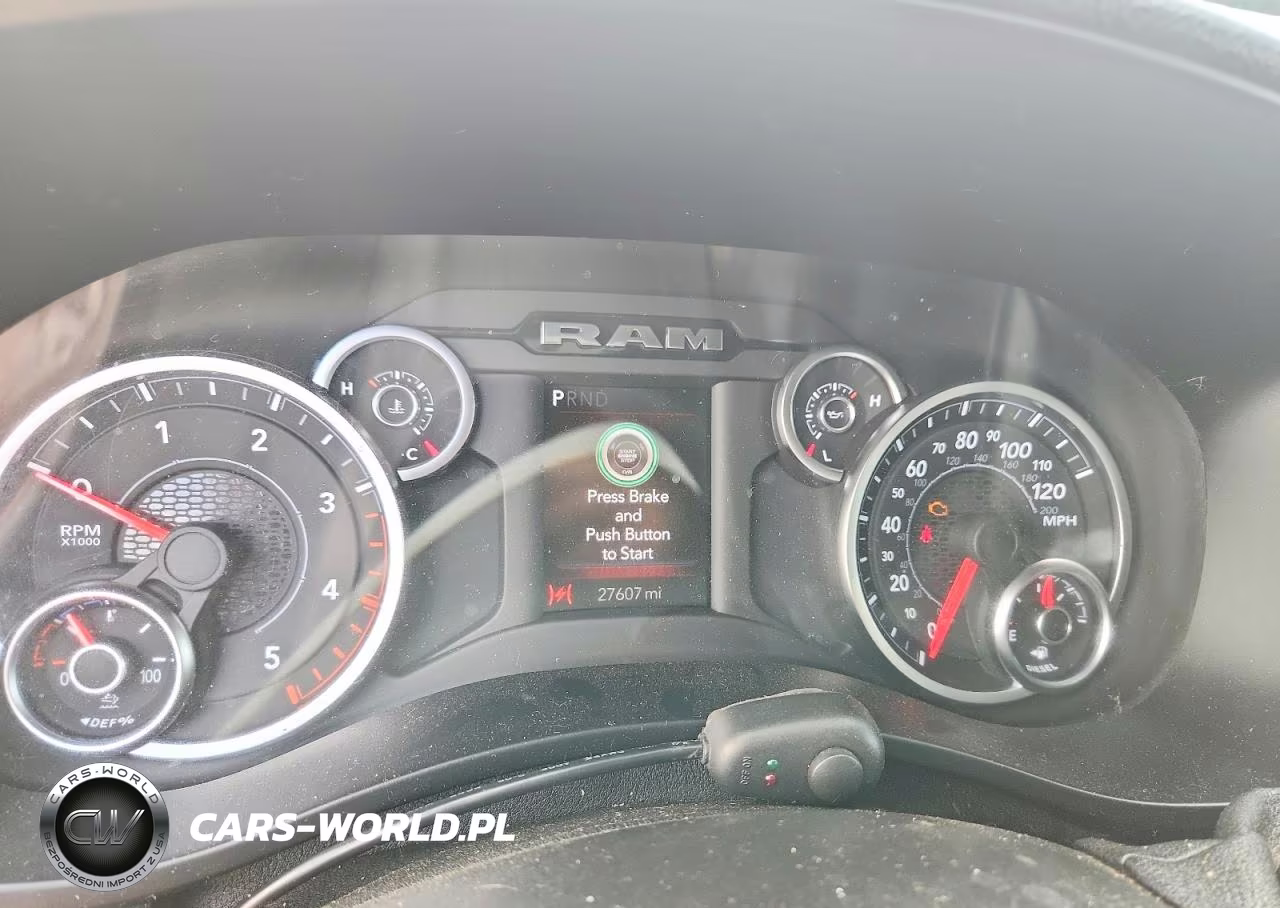 2025 Ram 3500 Tradesman VIN:3C63R3GLXSG526937 - 9