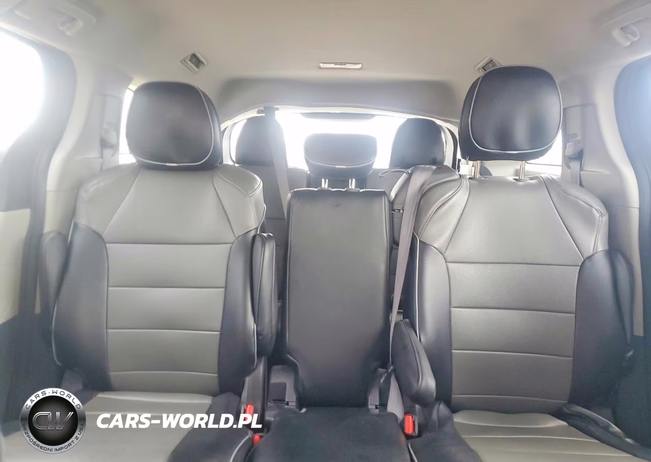 2021 Toyota Sienna Le VIN:5TDBRKEC3MS008349 - 10