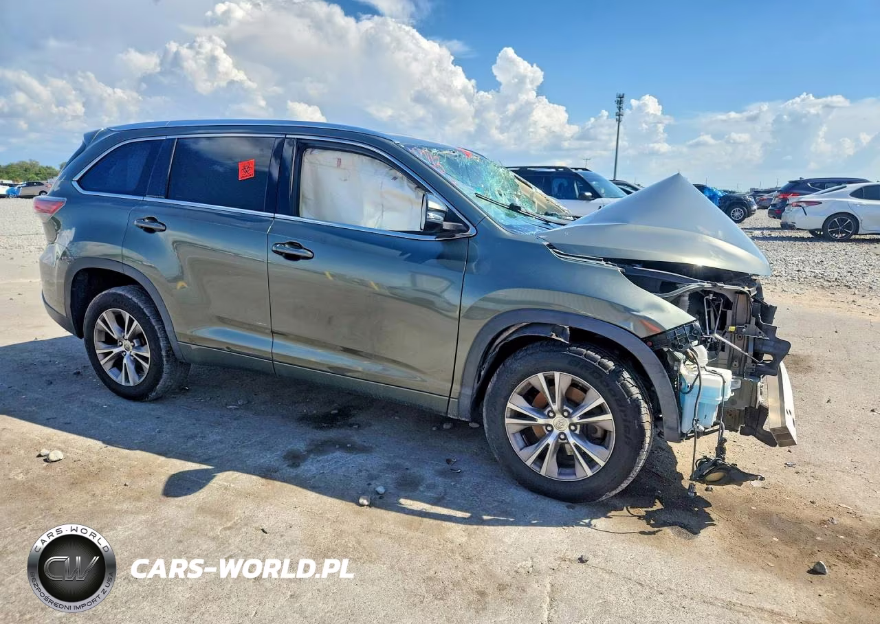 2015 Toyota Highlander Xle VIN:5TDKKRFH8FS090833 - 4