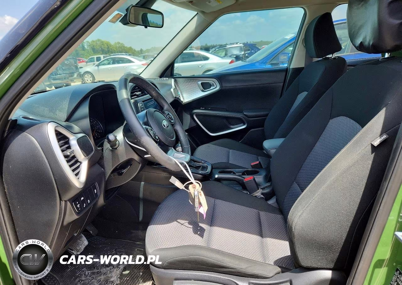 2021 Kia Soul X-Line VIN:KNDJ23AU2M7139237 - 7