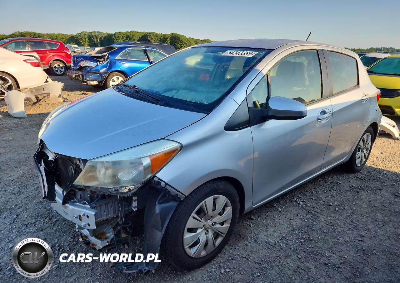 2014 Toyota Yaris 5-Door Le