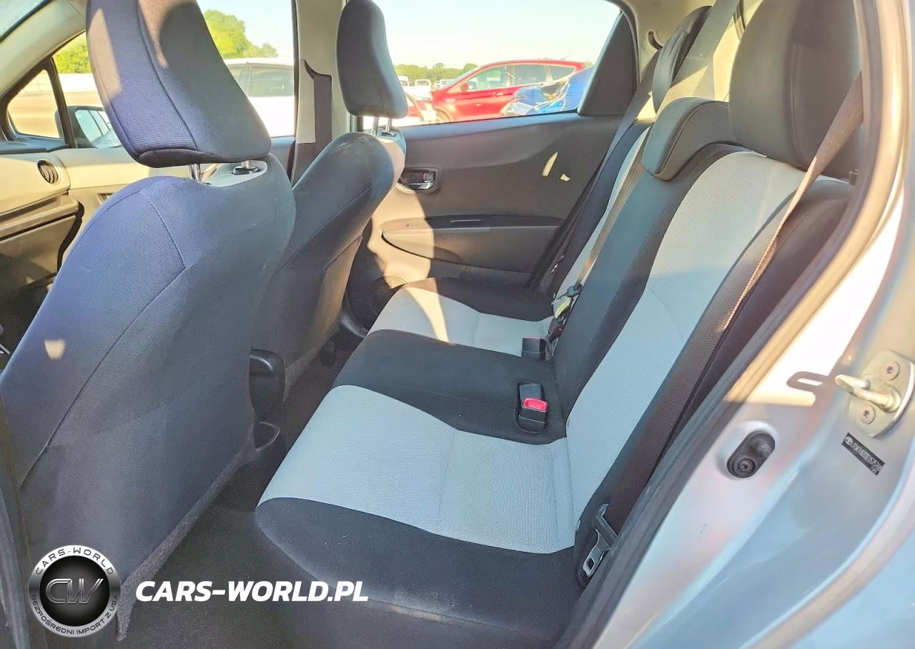 2014 Toyota Yaris 5-Door Le VIN:JTDKTUD33ED575768 - 10