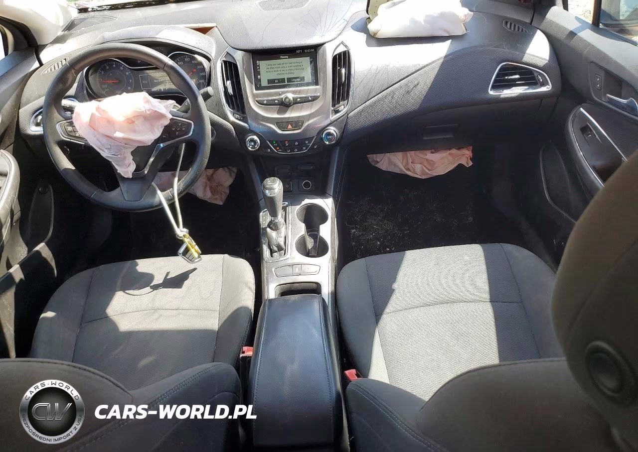 2017 Chevrolet Cruze Lt VIN:1G1BE5SM0H7251765 - 8
