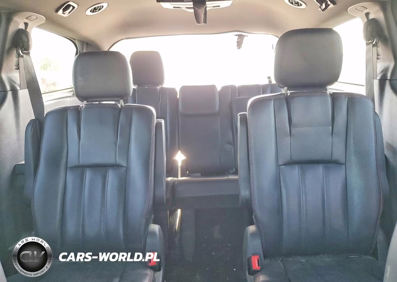 2018 Dodge Grand Caravan Gt VIN:2C4RDGEG4JR195621 - 10