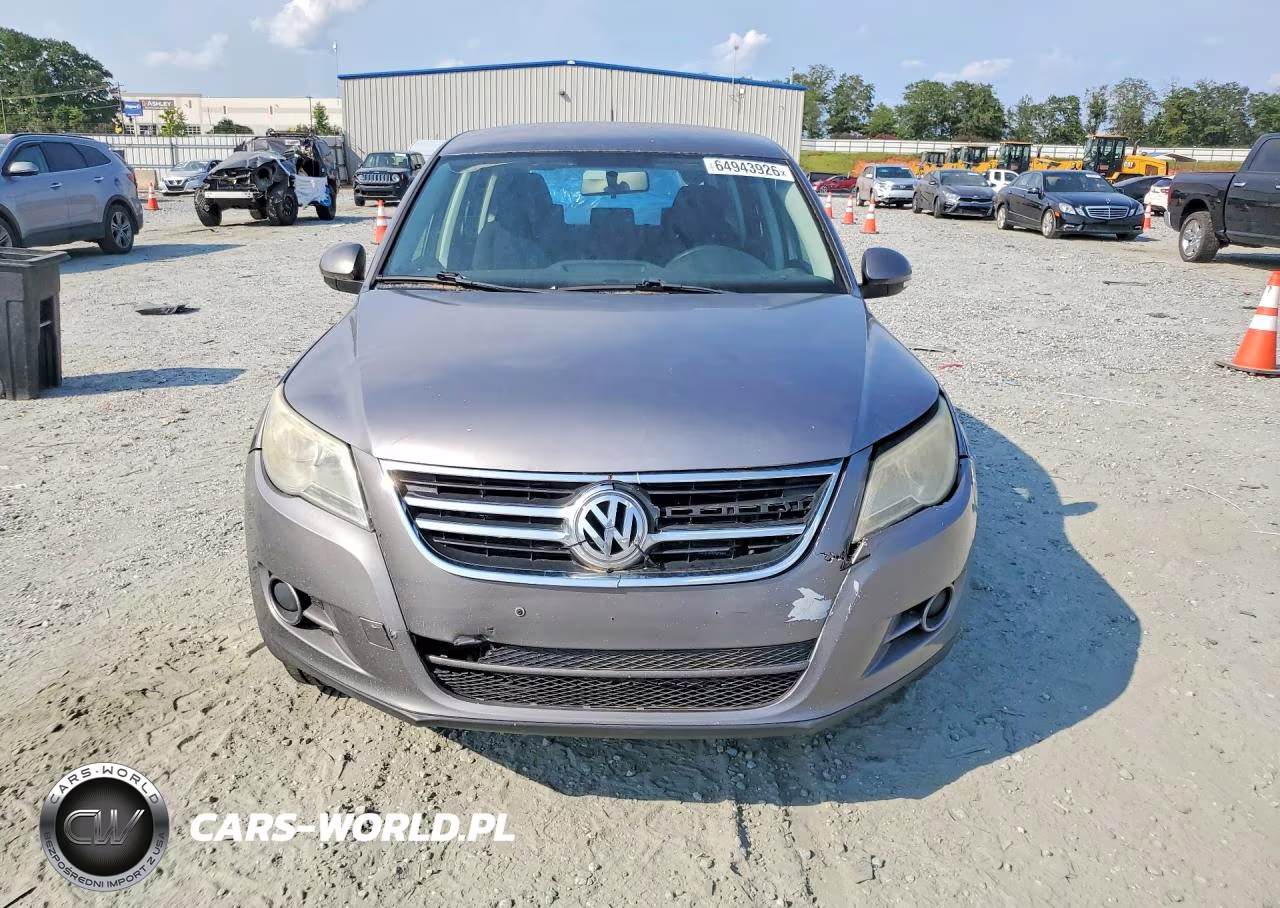 2010 Volkswagen Tiguan S VIN:WVGAV7AXXAW511610 - 5