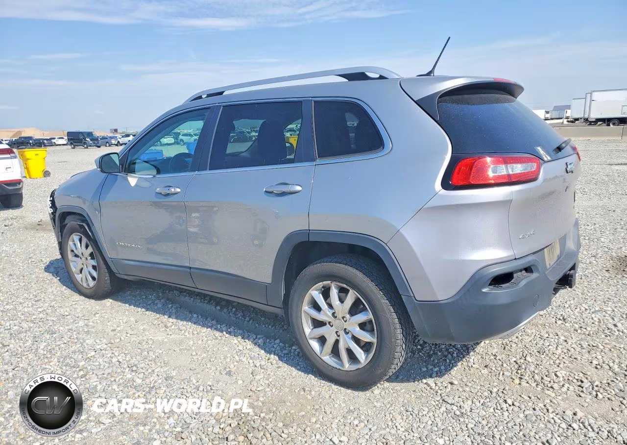 2015 Jeep Cherokee Limited VIN:1C4PJMDS4FW697922 - 2
