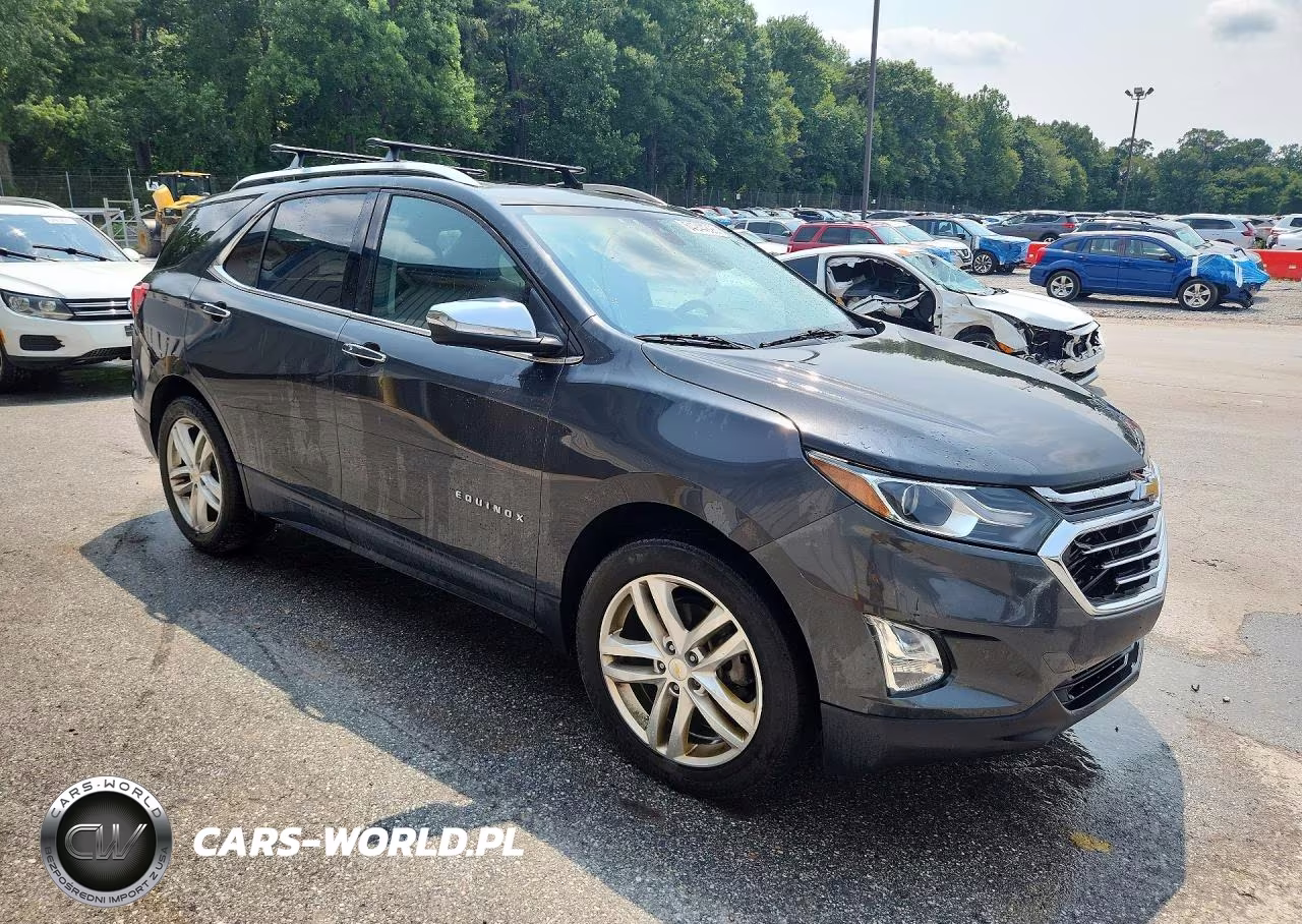2018 Chevrolet Equinox Premier VIN:2GNAXWEX7J6169733 - 4