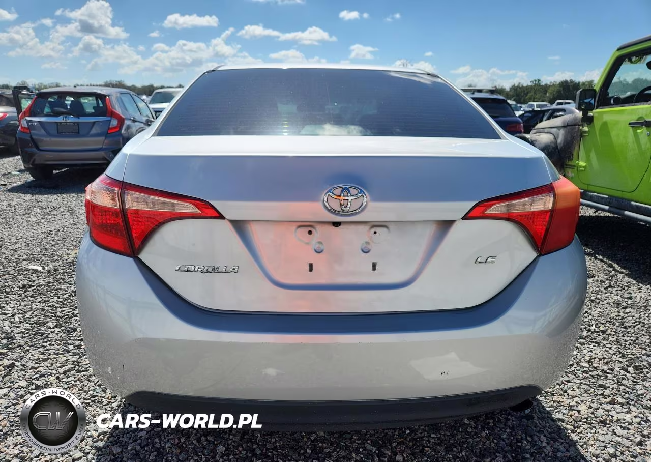 2017 Toyota Corolla Le VIN:2T1BURHEXHC851533 - 6