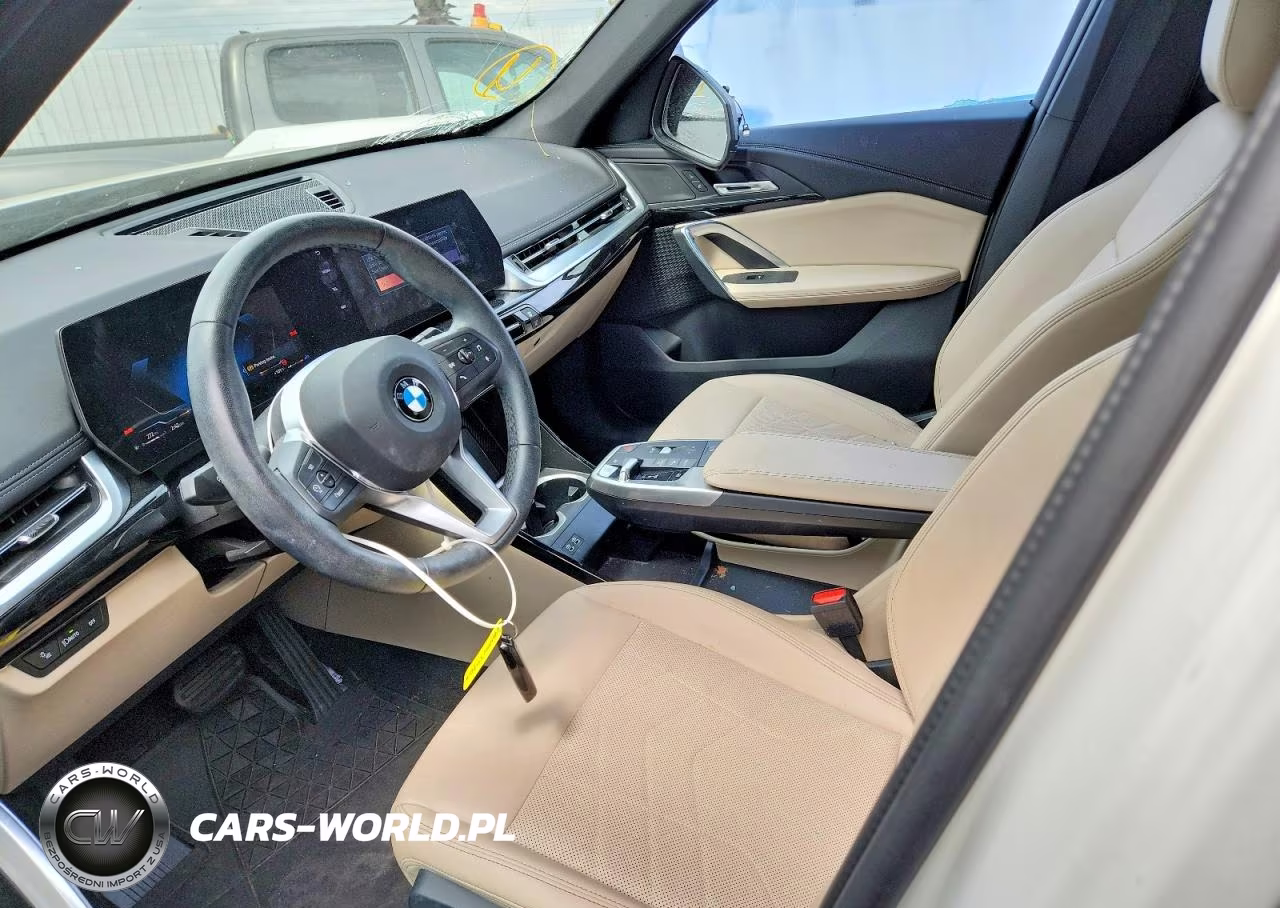 2025 BMW X1 xDrive28I VIN:WBX73EF08S5049160 - 7