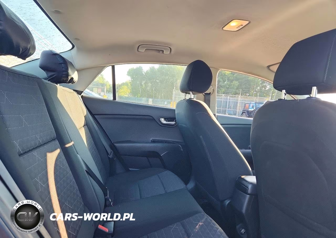 2018 Kia Rio S VIN:3KPA24AB1JE086479 - 10
