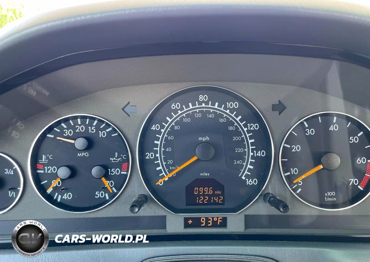 2000 Mercedes-Benz Sl 500 VIN:WDBFA68F7YF191586 - 8