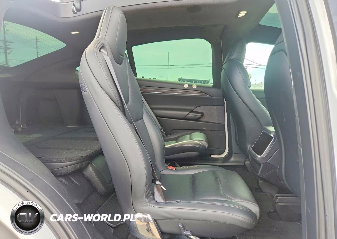 2023 Tesla Model X VIN:7SAXCBE56PF425209 - 11