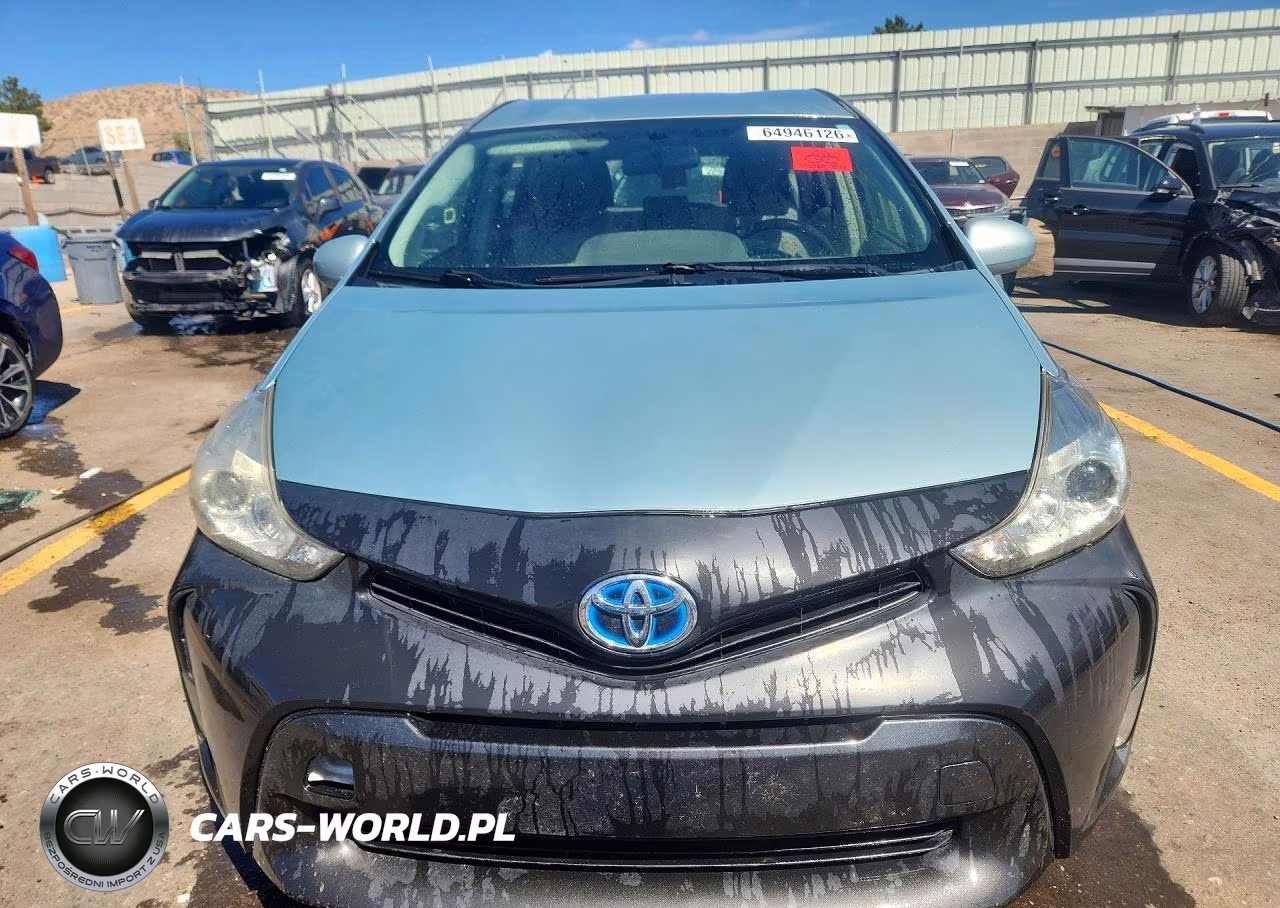 2015 Toyota Prius V Three VIN:JTDZN3EUXFJ026548 - 5