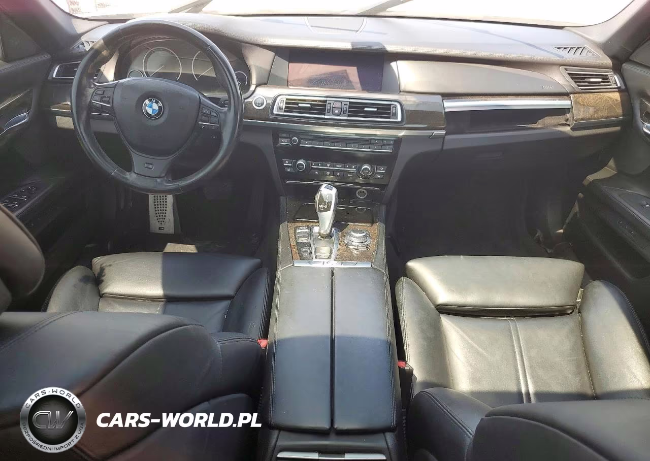 2012 BMW 750 Xi VIN:WBAKC6C55CC396694 - 8