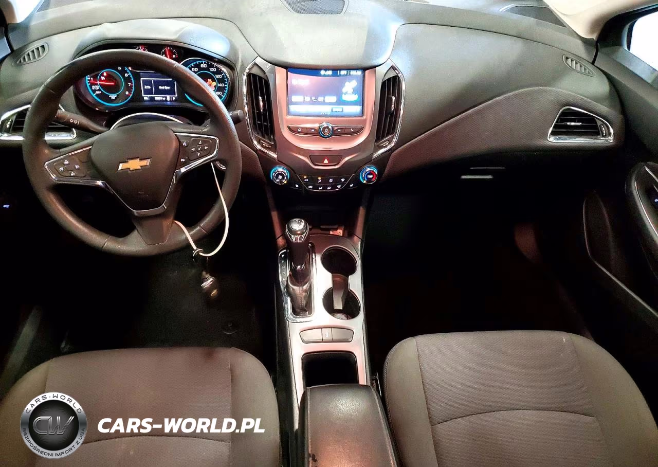 2018 Chevrolet Cruze Lt VIN:1G1BE5SM4J7206298 - 8