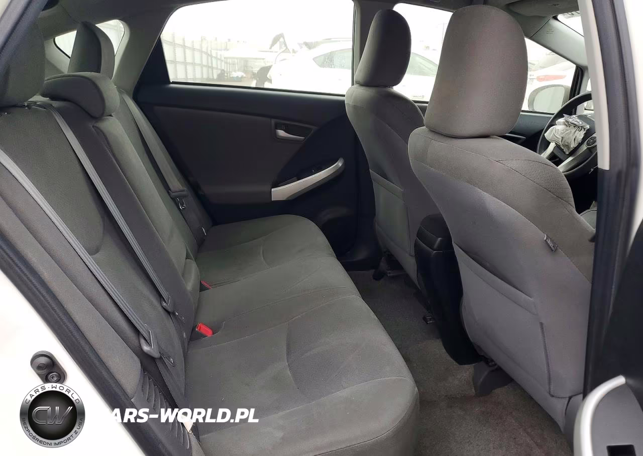 2012 Toyota Prius Plug-In Hybrid Base VIN:JTDKN3DP5C3015678 - 10