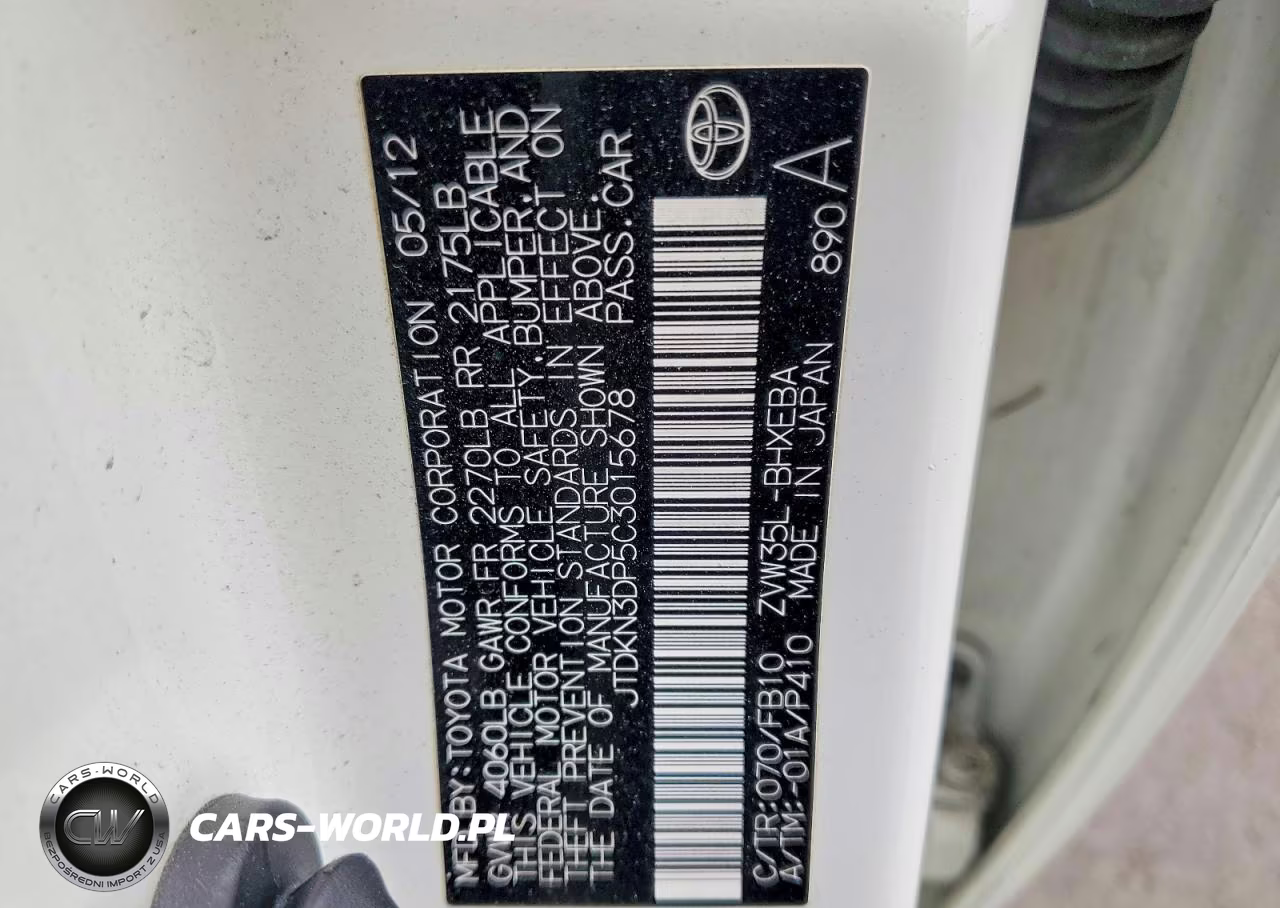 2012 Toyota Prius Plug-In Hybrid Base VIN:JTDKN3DP5C3015678 - 12
