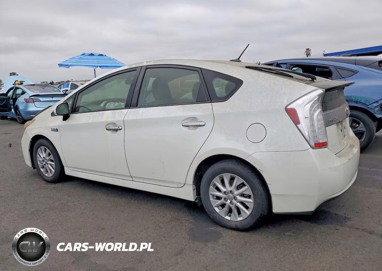2012 Toyota Prius Plug-In Hybrid Base VIN:JTDKN3DP5C3015678 - 2