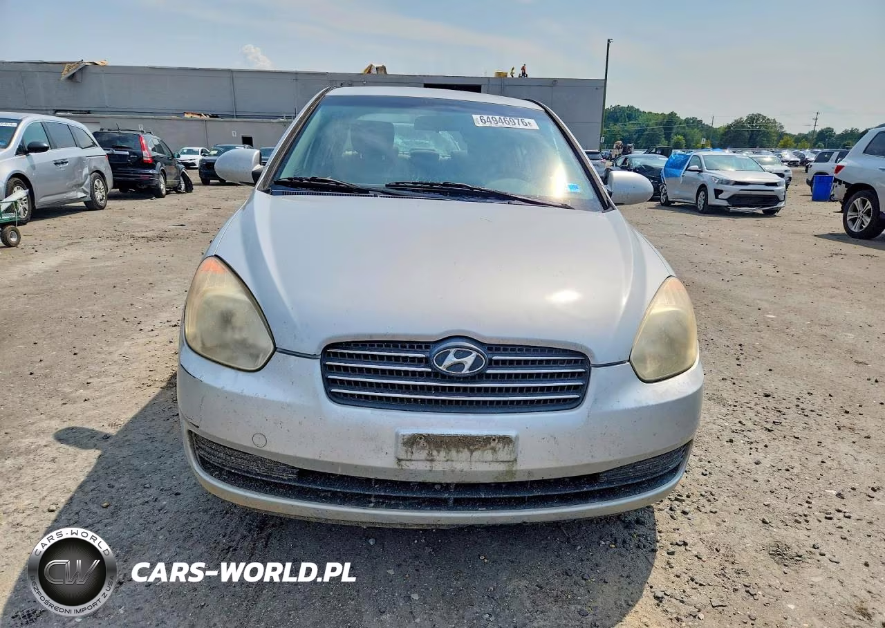 2007 Hyundai Accent Gls VIN:KMHCN46C77U119542 - 5